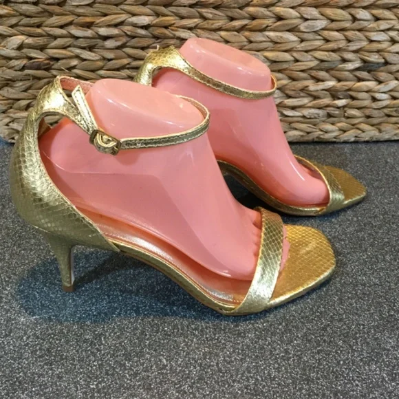 Lilly Pulitzer Gold “Natalie” Heels - Picture 10 of 15